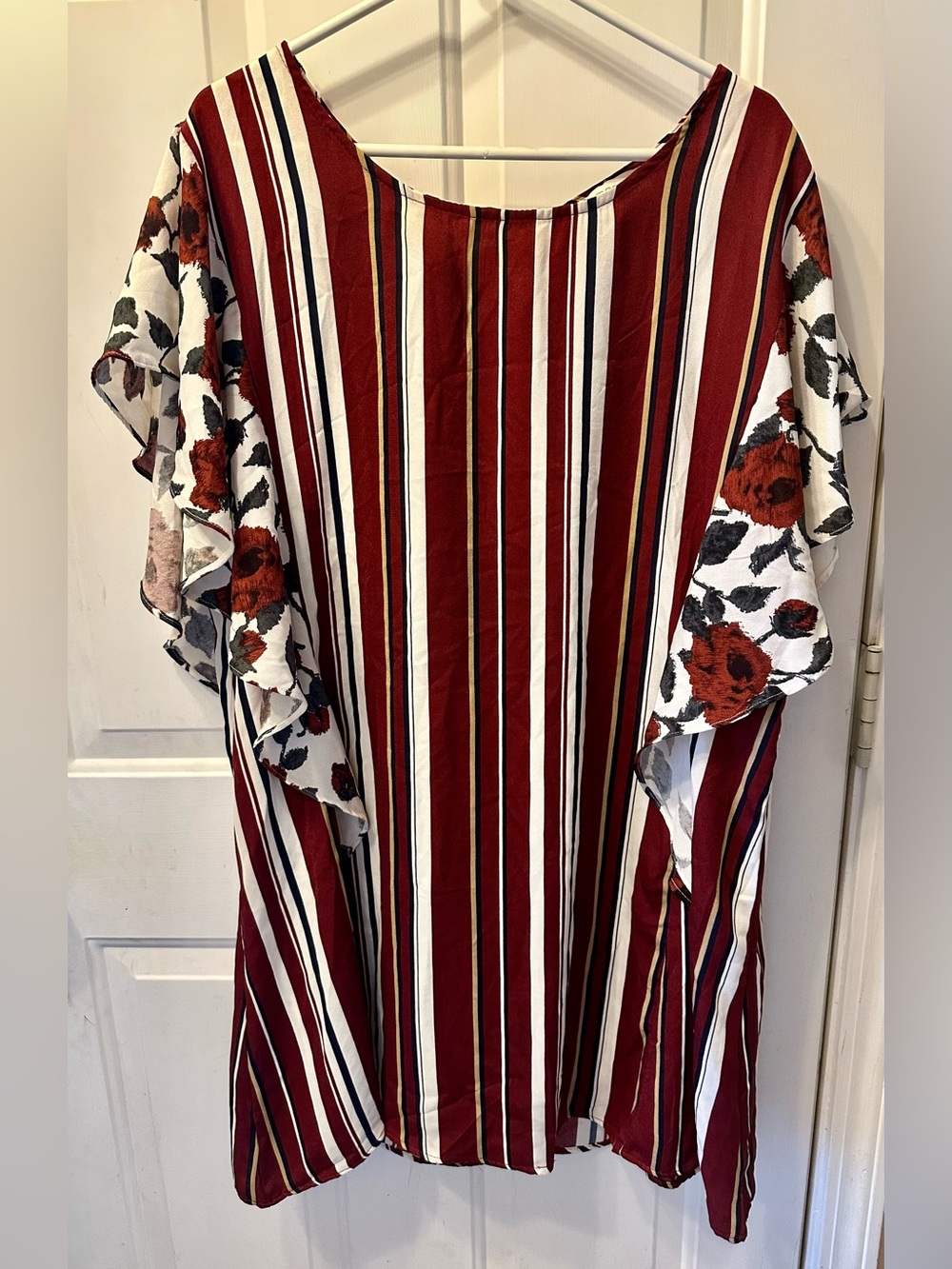 Umgee Plus Women’s Burgundy Striped Floral Sleeve Dress